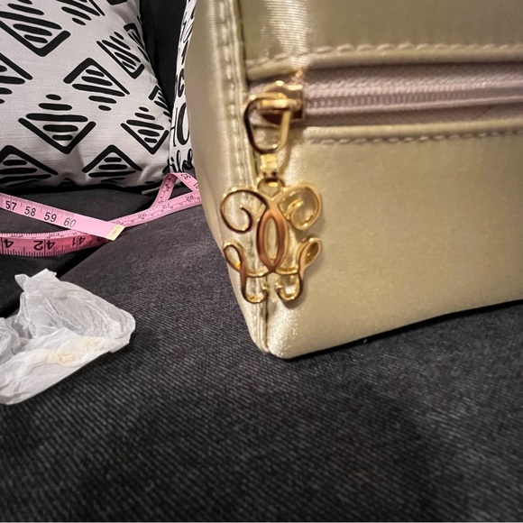 Guerlain Purse / Bag - Picture 8 of 11